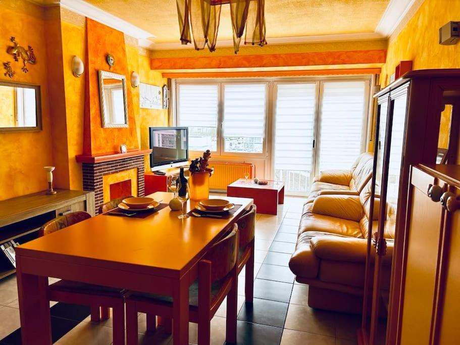 Appartement Bel A 50m De La Mer. Oostende